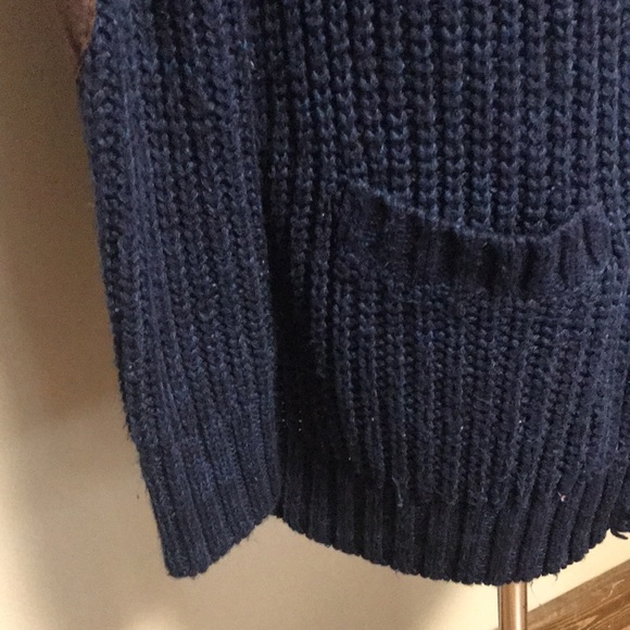 Forever 21 Cardigan - Picture 4 of 10